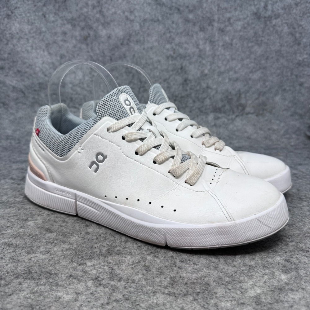 On Cloud The Roger Advantage Trainers Sneakers Womens Size 9.5 White Shoes